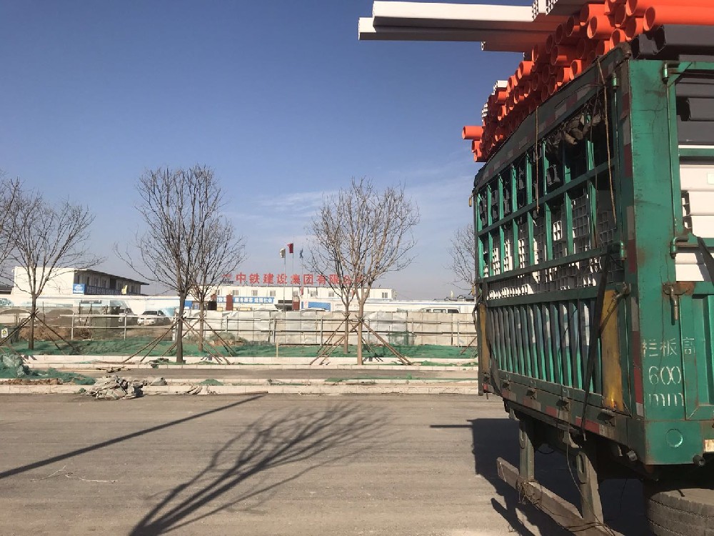 北京大興機(jī)場(chǎng)塑合金通信管